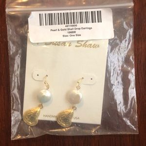 Oyster Pearl Earrings